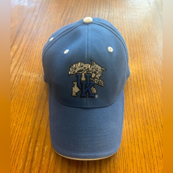 Other - Kentucky Wildcats UK Hat Cap